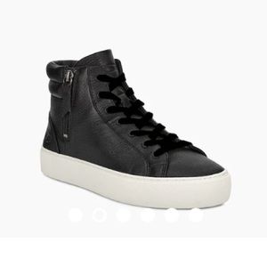 Women’s Ugg’s Olli Sneaker